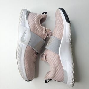 Women's Nike Renew In‐Season TR9 Size 9